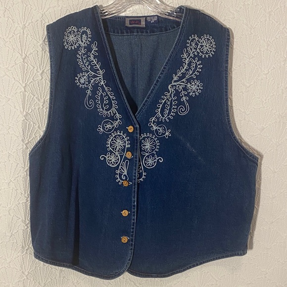 A J Jackets & Blazers - Embroidered Vintage Easy Denim Vest Bohemian/Western Country Attire Layering